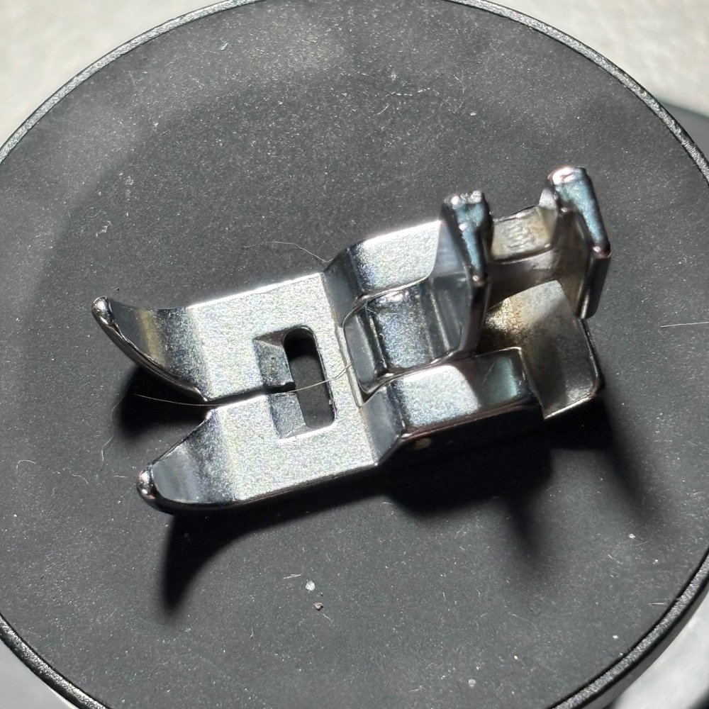 Vintage Silver Metal Snap-On Zigzag Straight Stitch Sewing Machine Presser Foot